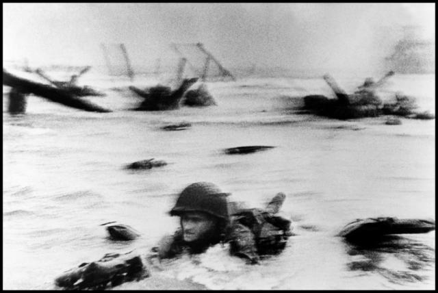 FRANCE. Normandy. June 6th, 1944. Landing of the American troops on Omaha Beach.